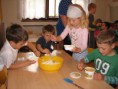 /album/priprava-pohosteni-pro-maminky-14-5-2012/img-5359-jpg/