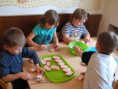 /album/priprava-pohosteni-pro-maminky-14-5-2012/img-5398-jpg/