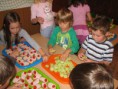 /album/priprava-pohosteni-pro-maminky-14-5-2012/img-5420-jpg/