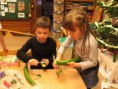 /album/priprava-pohosteni-pro-maminky-na-vanocni-posezeni-18-12-2013/img-8561-jpg/